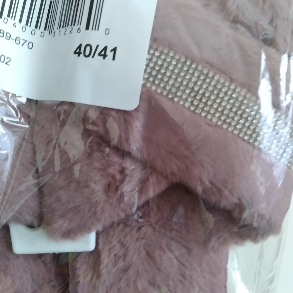 CLEO blush criss cross rhinestone House slippers, US 40/41, NEW - Picture 6 of 15